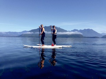 tofino stand up paddle board surfing